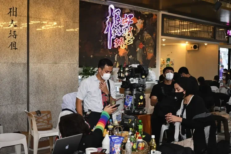 游戏主播「北北酱」连麦翻车,队友笑到断气 主播动态 主播动态 - 游戏主播「北北酱」连麦翻车,队友笑到断气